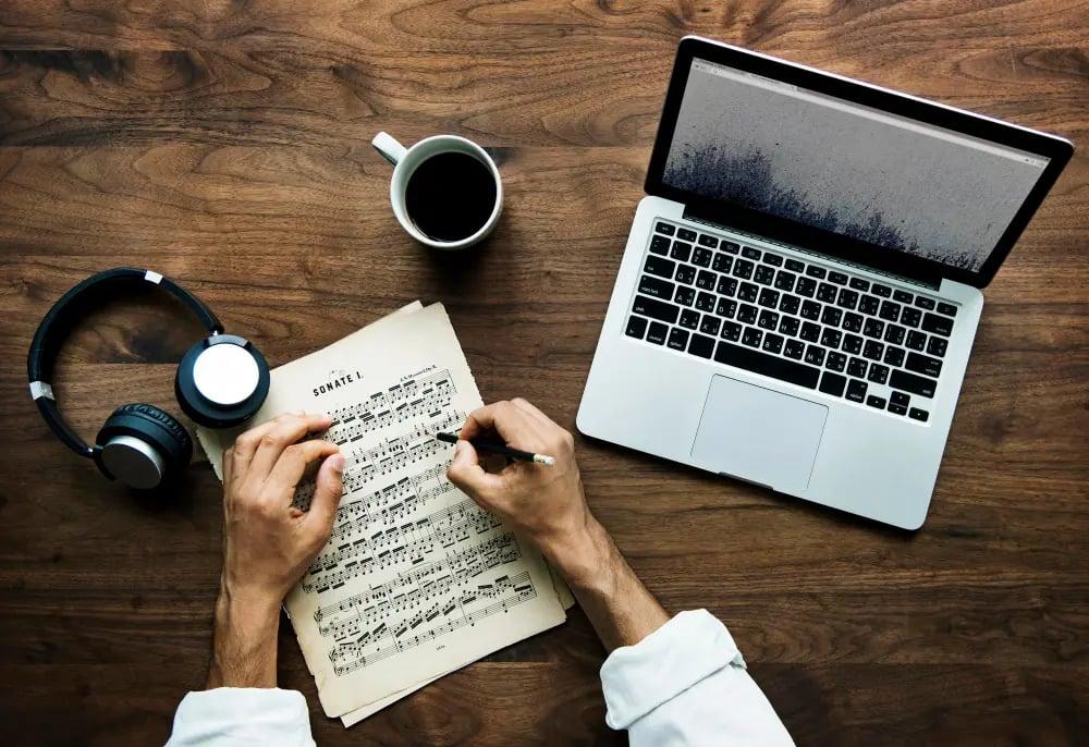 Tips for Writing Songs with Better Lyrics and Melody Tips for Writing Songs with Better Lyrics and Melody