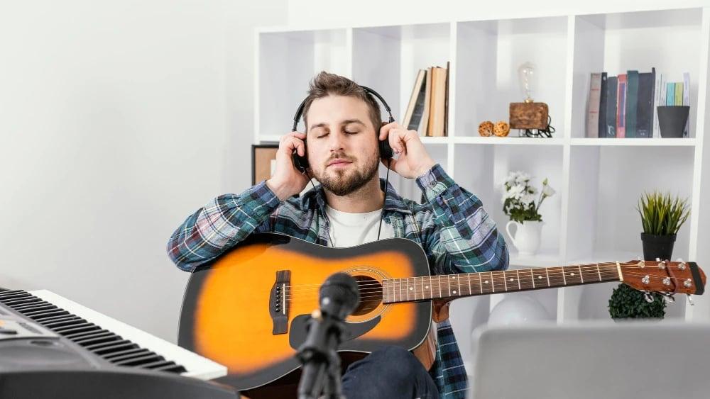 Building a Sustainable Career Through Independent Music Building a Sustainable Career Through Independent Music