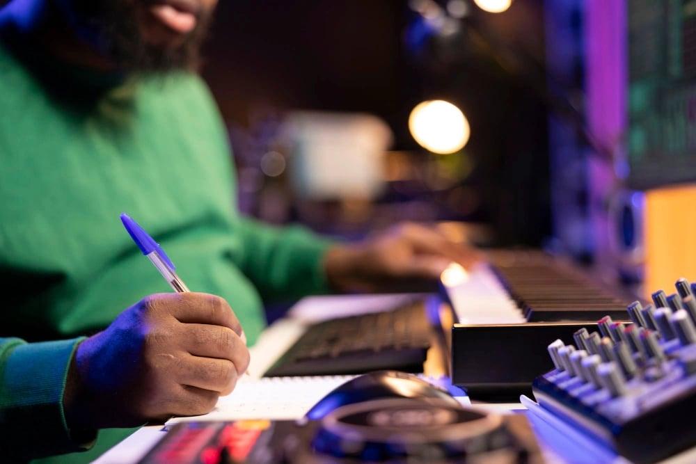 Unlock Global Reach Through Professional Music Distribution Unlock Global Reach Through Professional Music Distribution