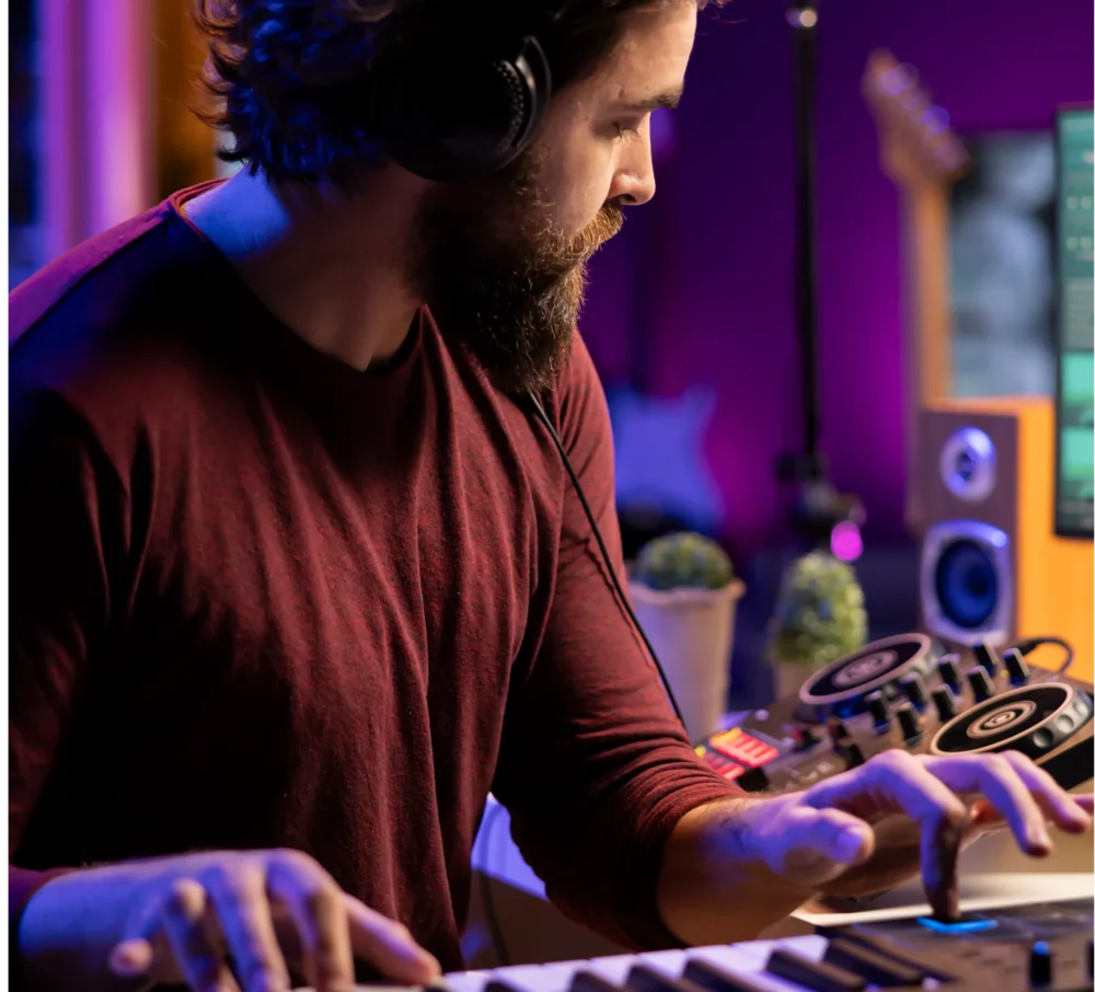 A3Tunes why choose us cover A3Tunes why choose us cover